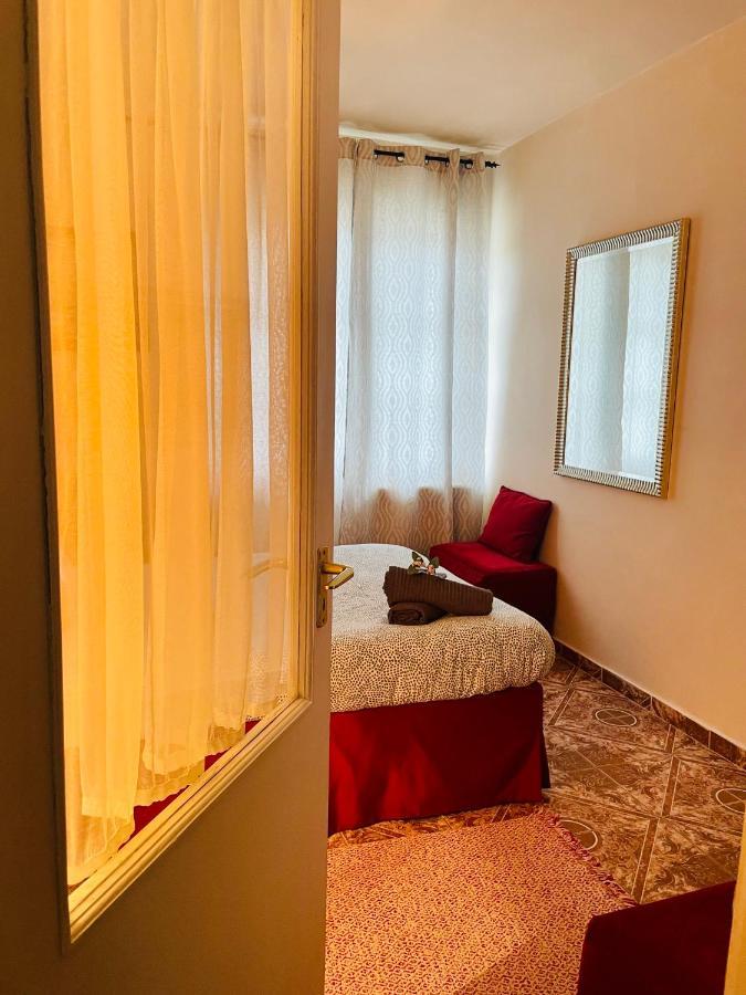 Katalin Panzio Hotel Budapest Bagian luar foto